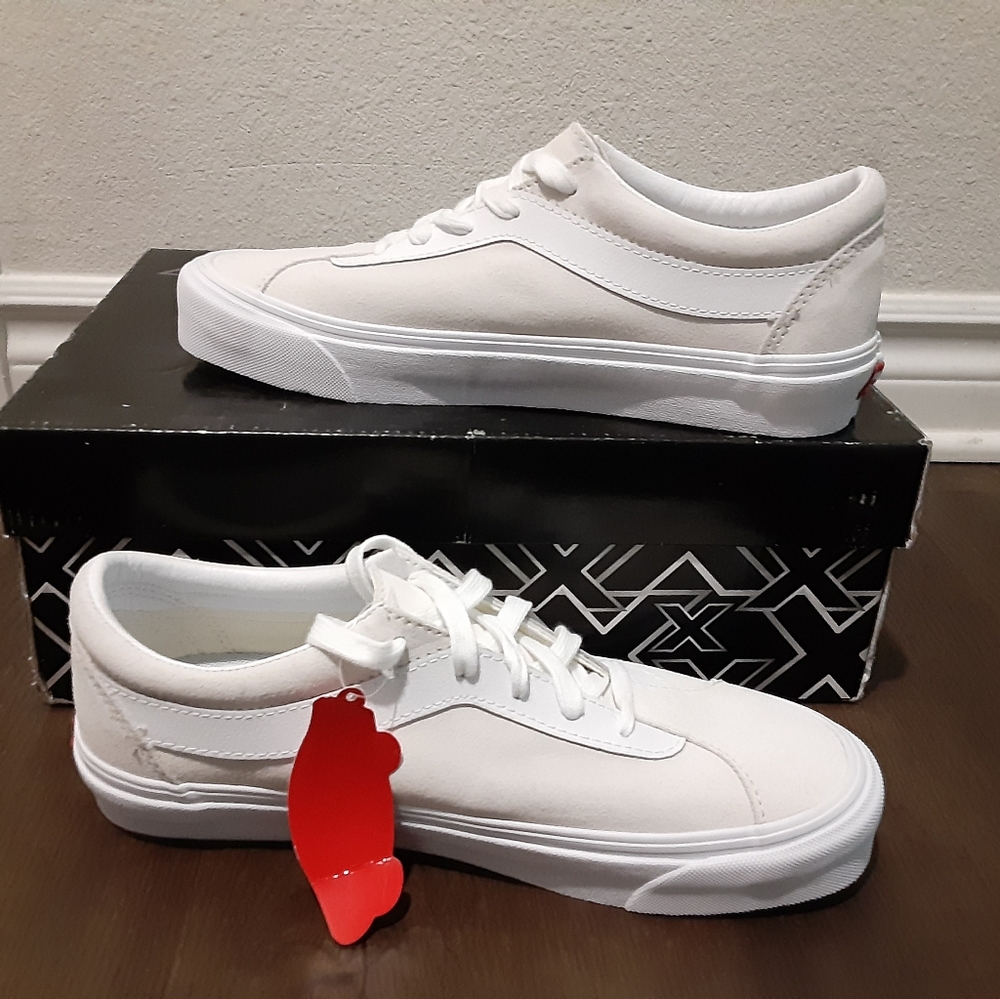 Vans - Picture 4 of 4
